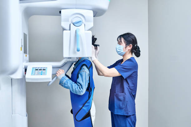 Best Weekend Emergency Dentist in Colwyn, PA